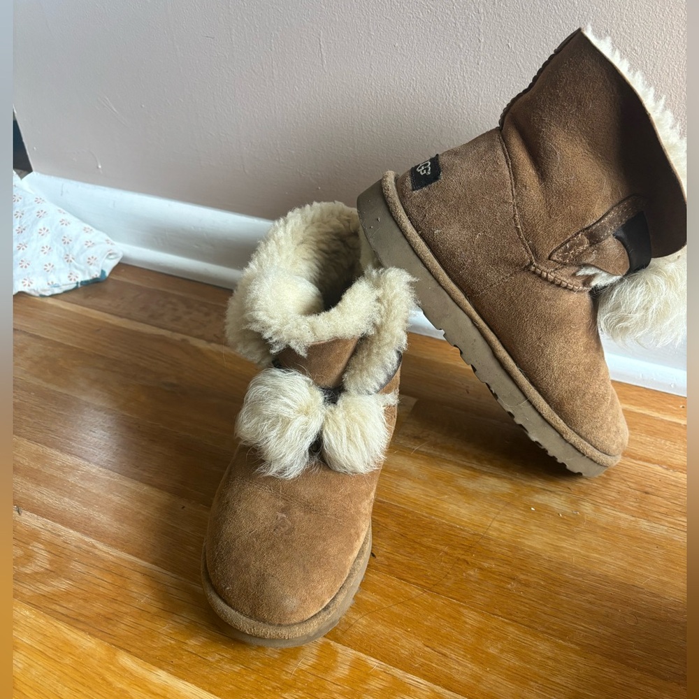 Ugg Tassle Fur Puff Boots